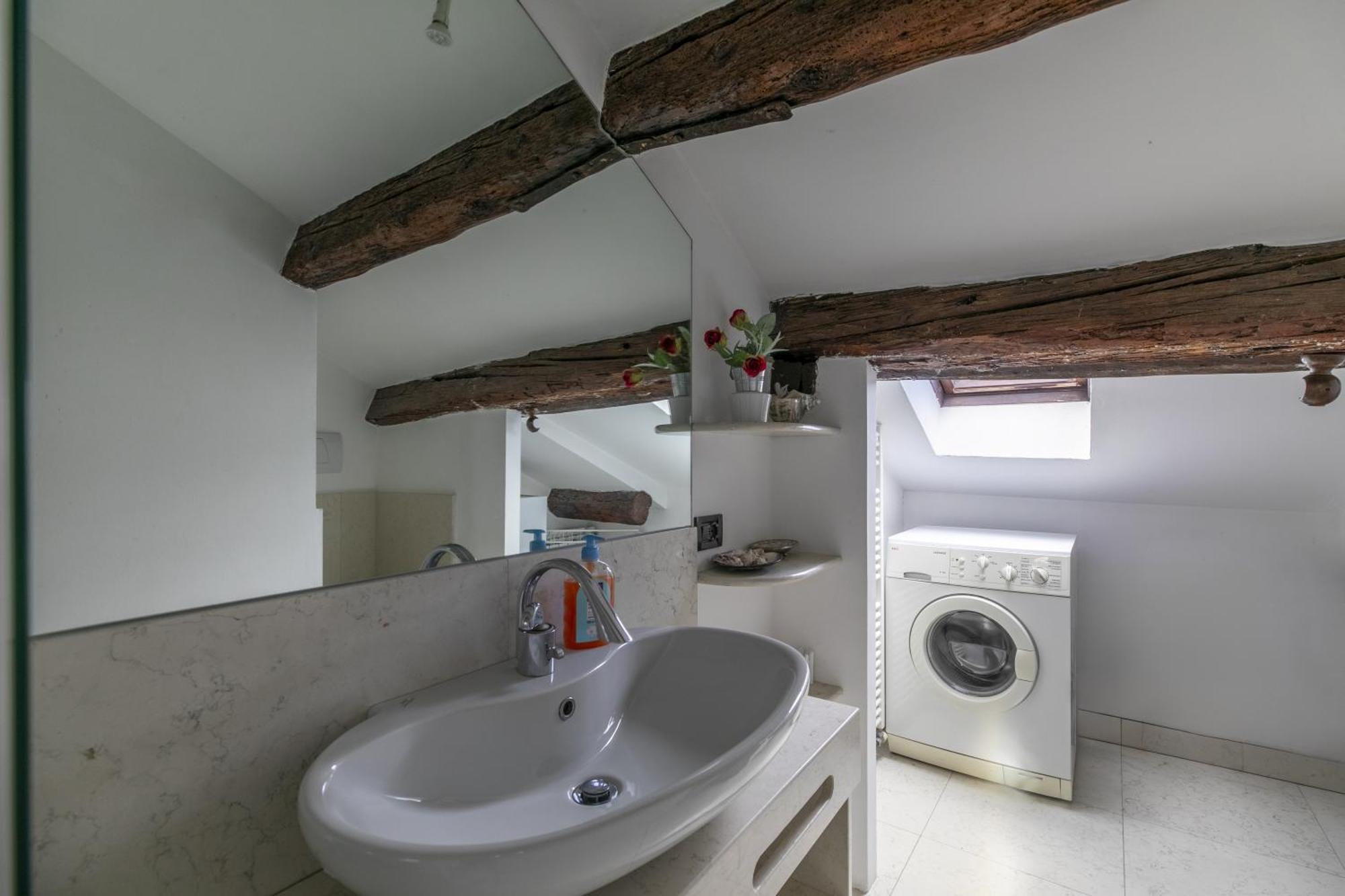 Nice Lovely Attic For 4 Person With Wifi - A/C Venice Ngoại thất bức ảnh
