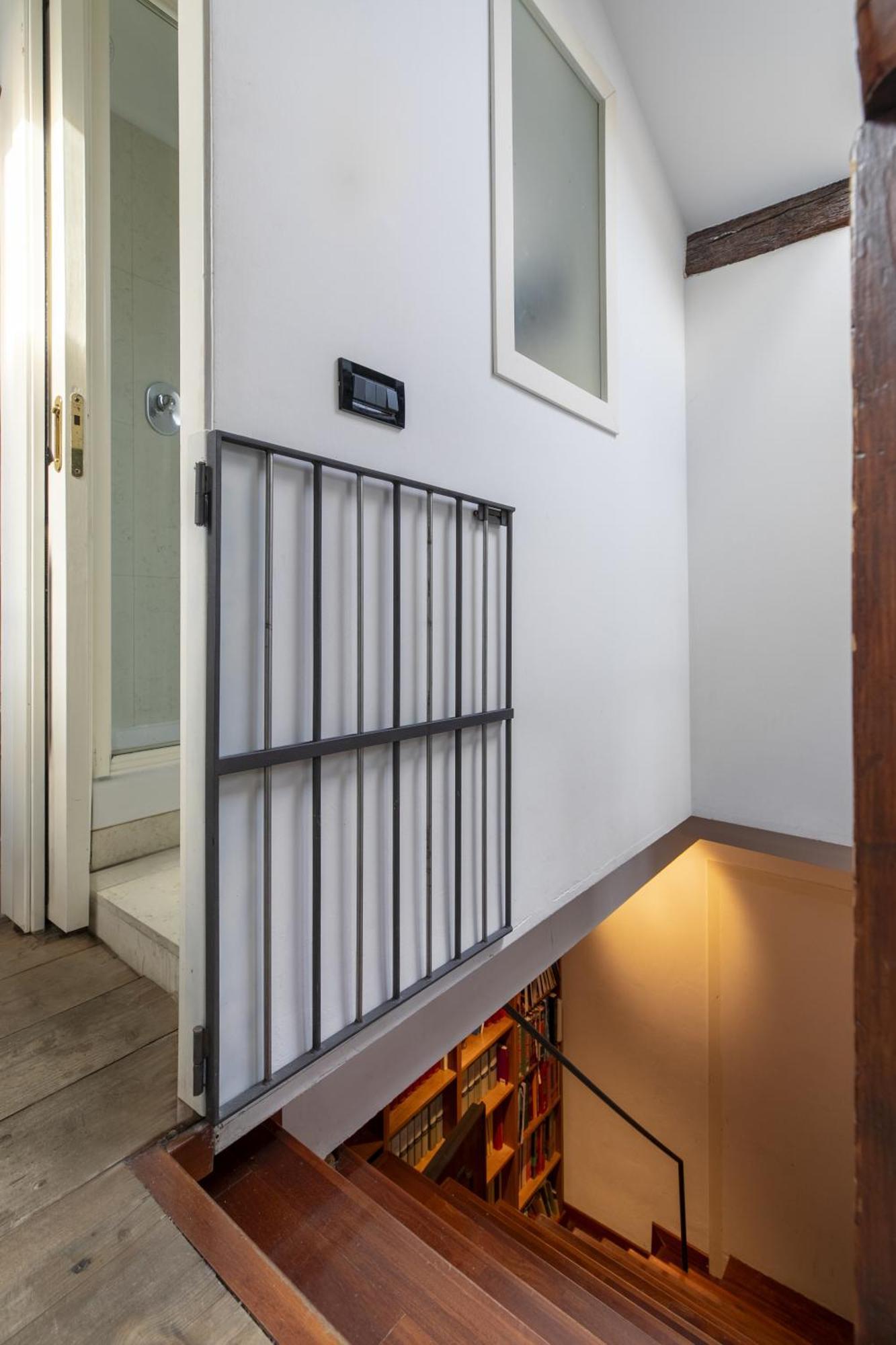 Nice Lovely Attic For 4 Person With Wifi - A/C Venice Ngoại thất bức ảnh